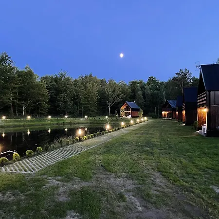 Holiday home Przystanek Kistowko Komfortowe Z Jacuzzi, Staw Wedkarski, Kominek, Las, Przestrzen