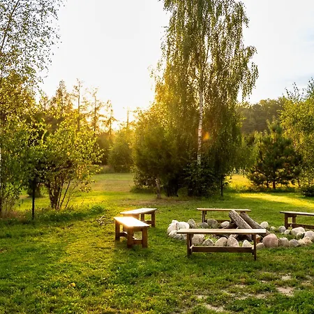 Semesterbostad Przystanek Kistowko Komfortowe Z Jacuzzi, Staw Wedkarski, Kominek, Las, Przestrzen