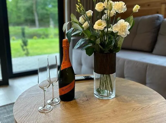 Przystanek Kistowko Komfortowe Z Jacuzzi, Staw Wedkarski, Kominek, Las, Przestrzen