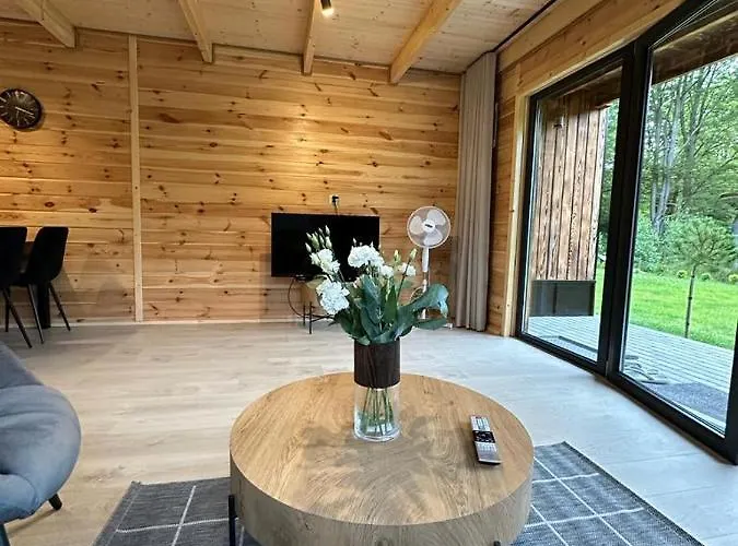 Przystanek Kistowko Komfortowe Z Jacuzzi, Staw Wedkarski, Kominek, Las, Przestrzen Tatil Evi Kistowo