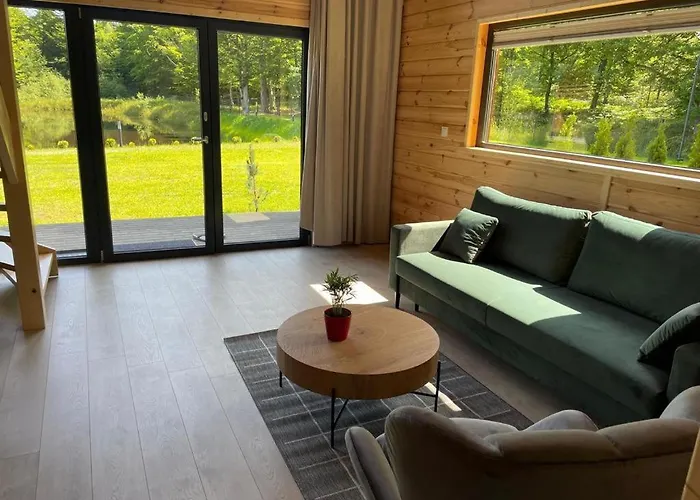 Przystanek Kistowko Komfortowe Z Jacuzzi, Staw Wedkarski, Kominek, Las, Przestrzen